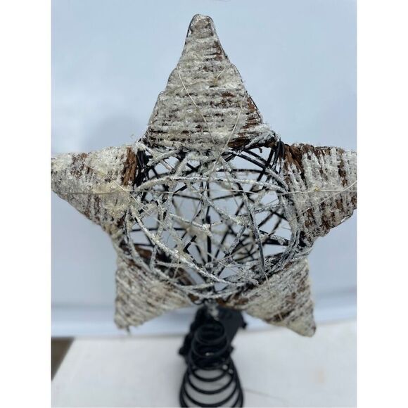 New Pottery Barn Light Up Snowy Star Handcrafted Rattan Tree Topper - Picture 6 of 9